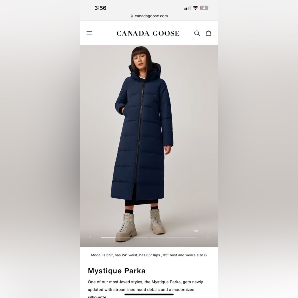Canada Goose Mystique Parka with Natural fur size XS